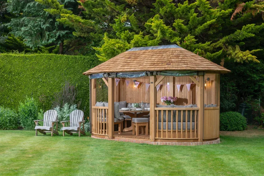 Comment décorer votre pavillon de jardin : nos idées pour un espace qui vous ressemble