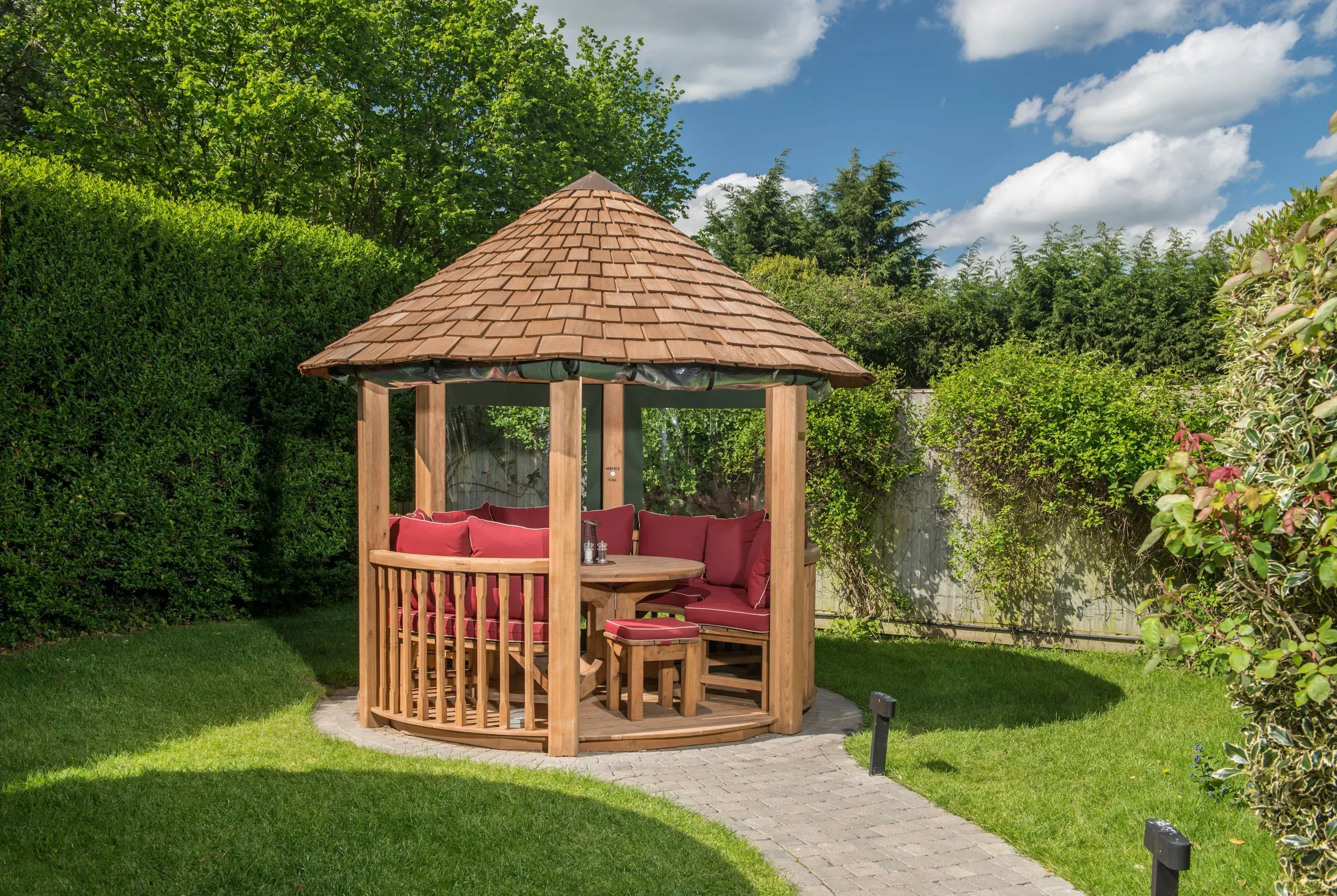 Crown Elizabeth dans un jardin