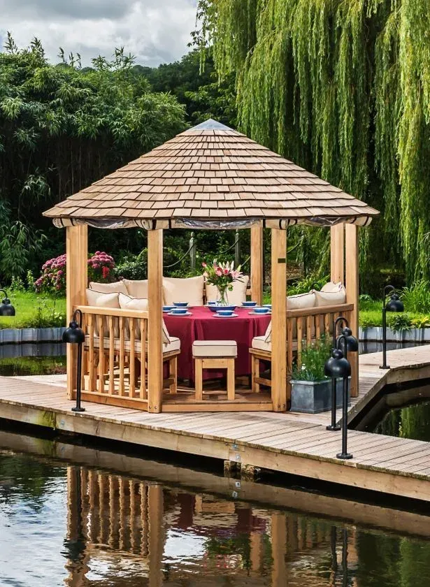 Crown Guinevere gazebo